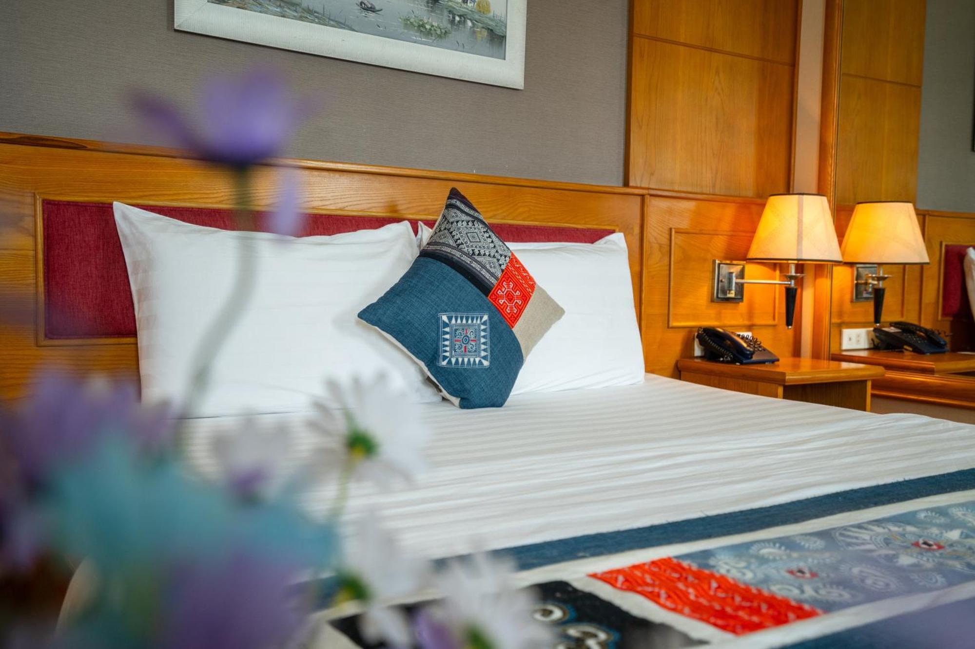 Anh Dao Hotel Хошимин Екстериор снимка
