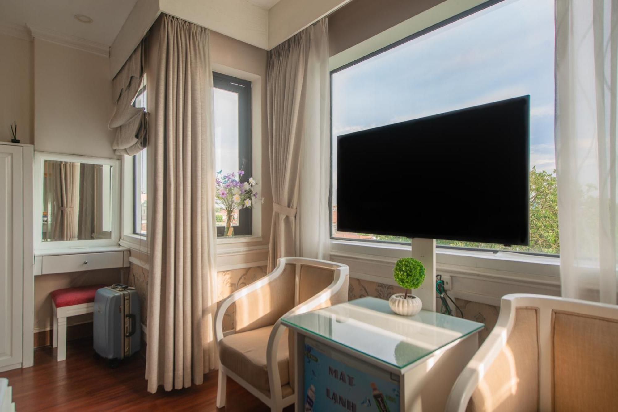 Anh Dao Hotel Хошимин Екстериор снимка